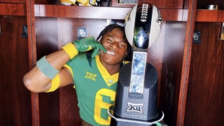 Five-star 2024 LB Colin Simmons recaps his unofficial visit to Baylor