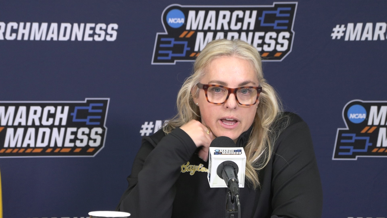 Postgame Postgame Presser: Collen & Players React to NCAA Tournament Win Over ...